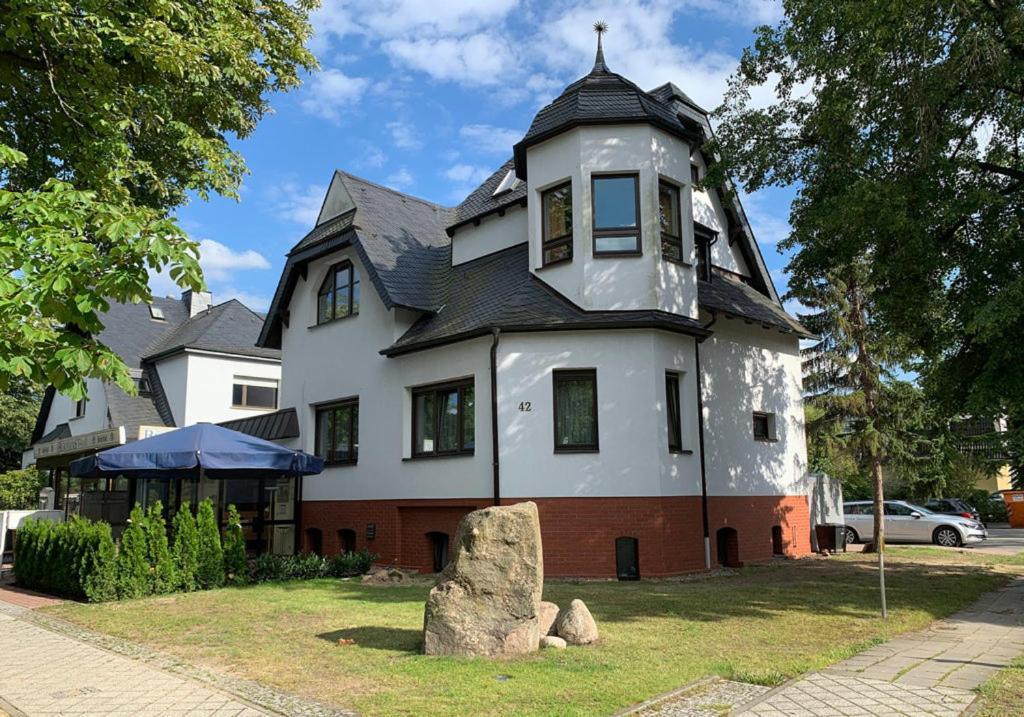 Hotel Blaufuchs Petershagen-Eggersdorf Exterior foto